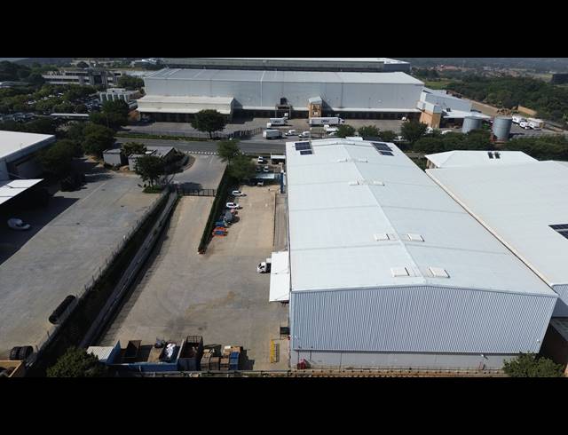 3,280M² WAREHOUSE TO LET IN LINBRO PARK